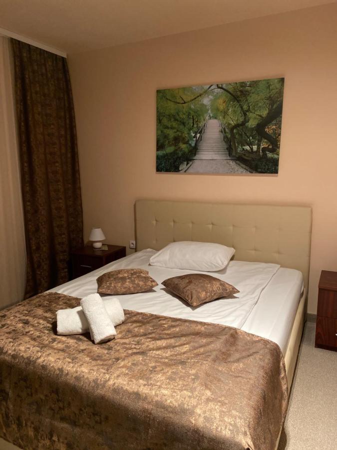 Bed and Breakfast Garden House Apatin Exterior foto